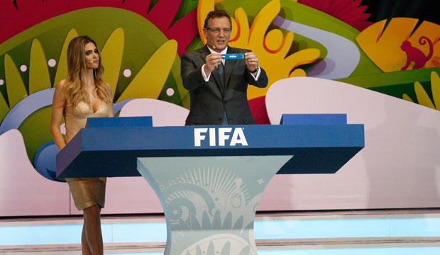 Chile jugará en el “grupo de la muerte” en Brasil 2014