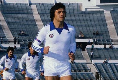 Elías Figueroa entre los 100 mejores jugadores en la historia de los mundiales