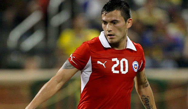 Charles Aránguiz: “Me gustaría cuidarme para octavos de final”