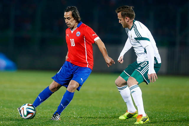 Chile derrotó a Irlanda del Norte en su último amistoso previo al Mundial 2014