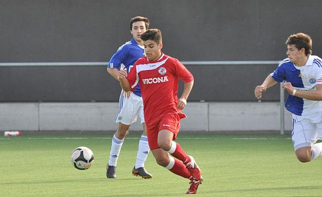 Rodríguez, Albornoz y Barroso, los tres “extranjeros” que podrían sumarse a la “Roja”