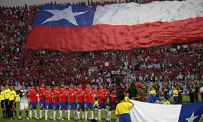 Muchachos jugar con el himno es jugar con la patria…