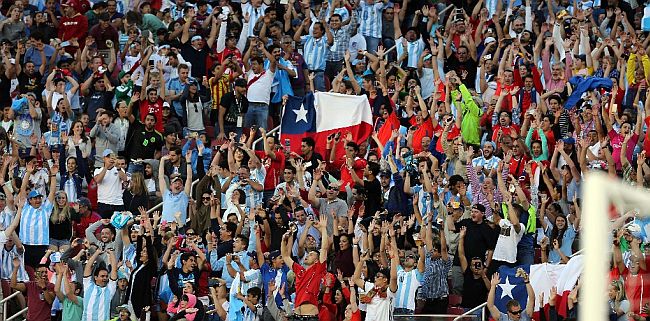 Chile vs. Argentina fue el duelo con más público de la primera fecha