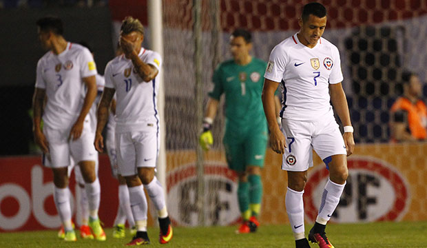 Prensa guaraní se burló de Chile: “Llegaron sobrando y se fueron cabeza gacha”