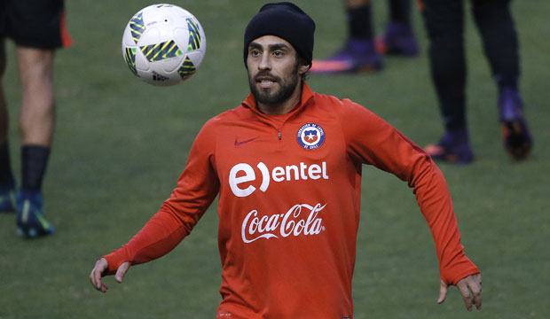 Jorge Valdivia regresaría a la Roja para duelos Clasificatorios de Marzo
